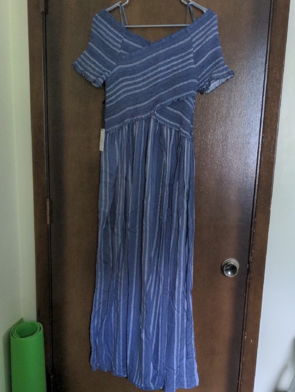 NWT Blue Striped Off-Shoulder Maxi Dress - Picture 4 of 4